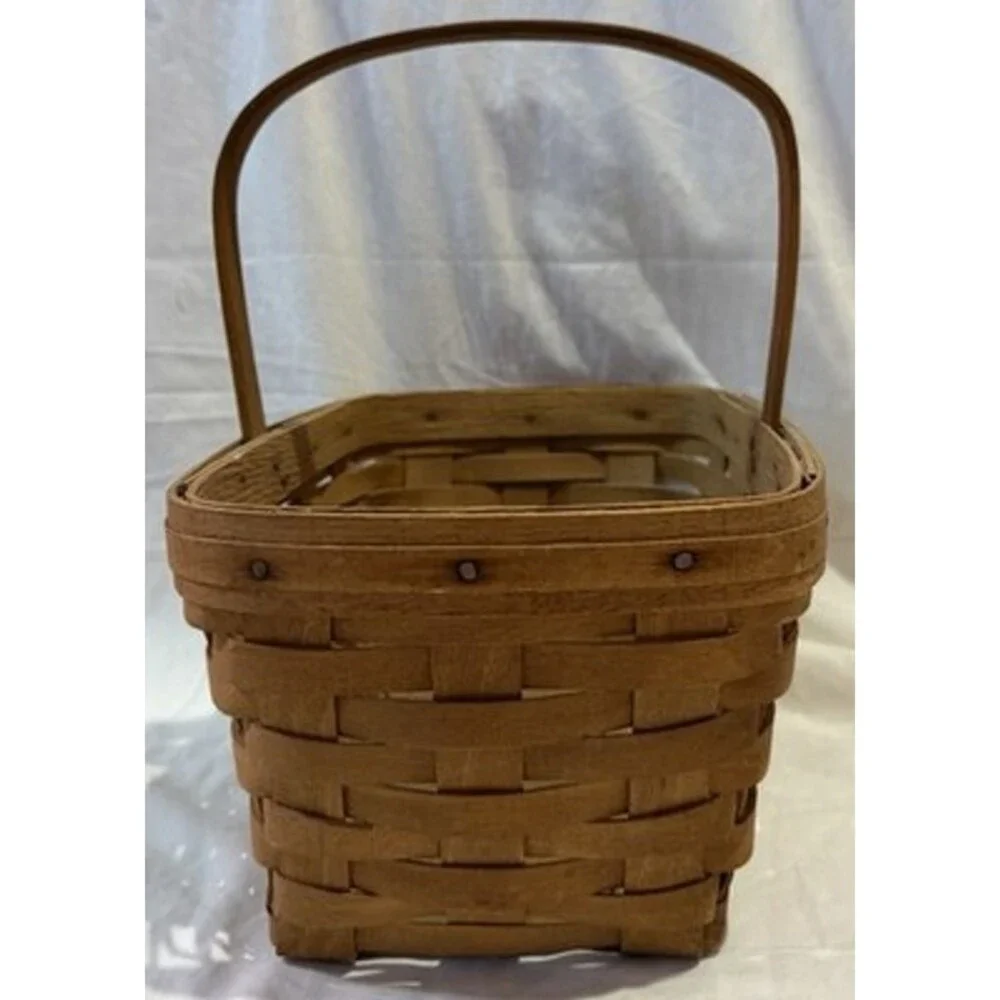Longaberger Vintage Signed Basket with Handle  9x4x5